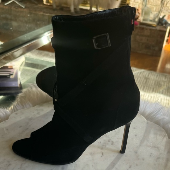 Manolo Blahnik Bootie Calf Heels - Picture 4 of 12